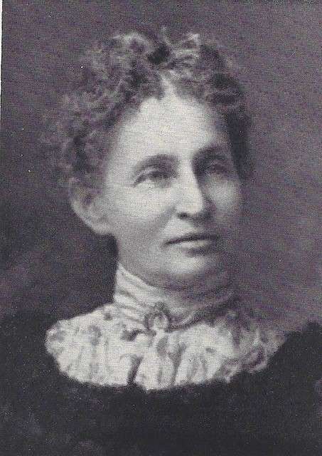  Henrietta Goodall  