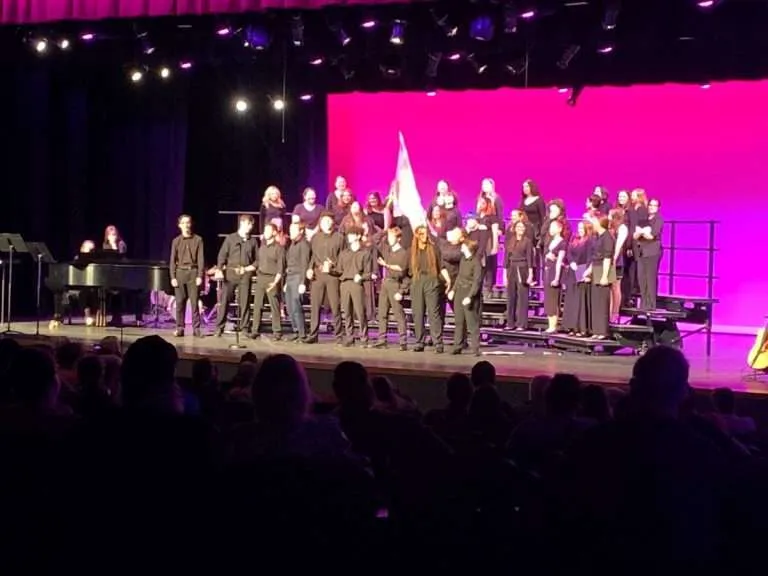 SHS Choral and Band Ensembles Perform Spring Concert