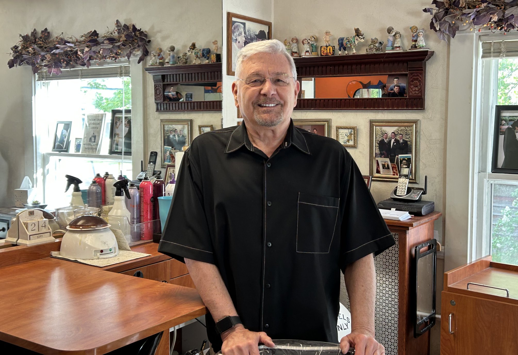 Longtime Sanford Stylist Hangs Up His Scissors